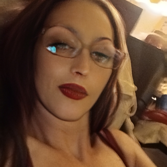 Meet your Posher, Christal - Picture 4 of 4